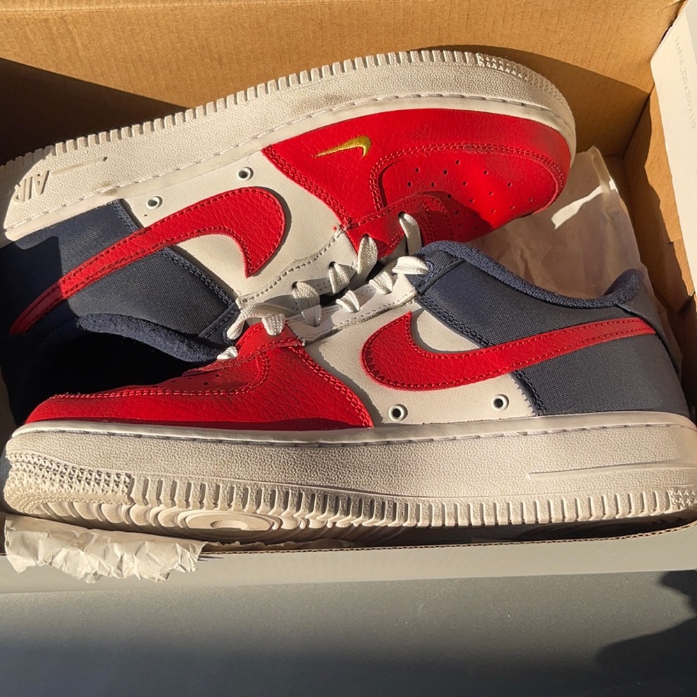 Boys -Nike Air Force 5.5